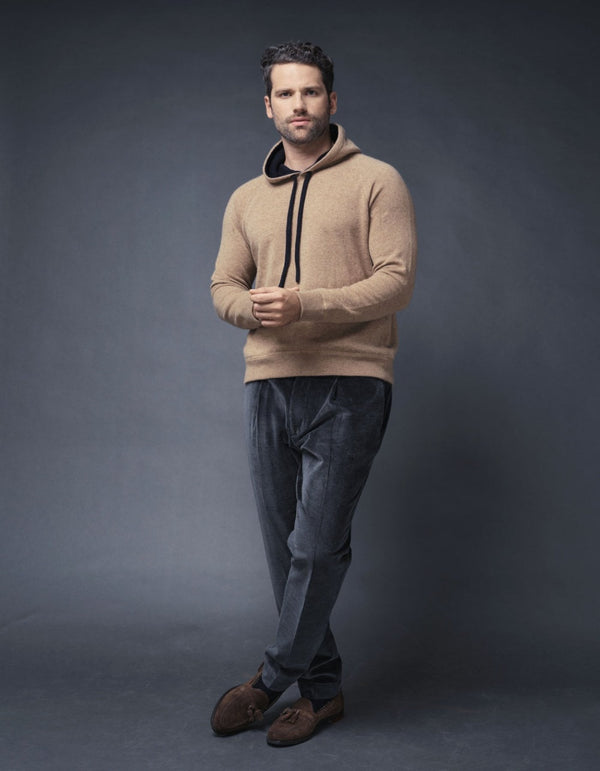 100% CASHMERE PULLOVER HOODIE WITH SIDE POCKETS